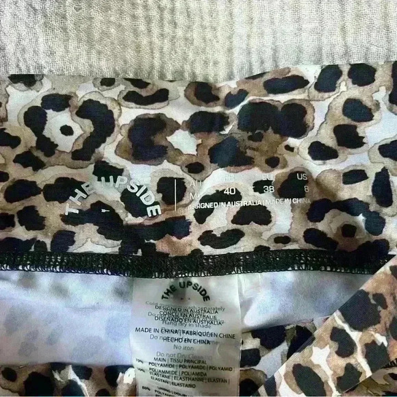 The Upside Water Leopard Print Spin Shorts, Size M / 8 Running Yoga Bike Shorts - Picture 11 of 12